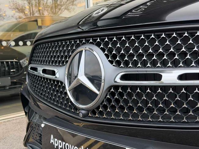 MERCEDES-BENZ Glc Photo 13