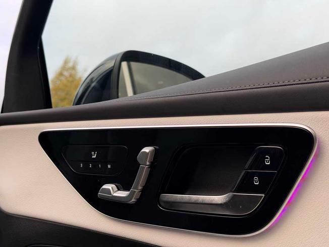 MERCEDES-BENZ Glc Photo 26