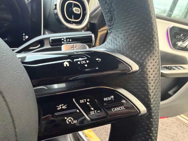 MERCEDES-BENZ Glc Photo 28