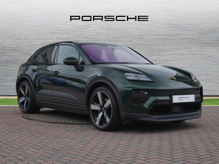 Used 2024 PORSCHE Macan 100kWh 4 SUV 5dr Electric Auto 4WD (408 ps) Green at JCT600