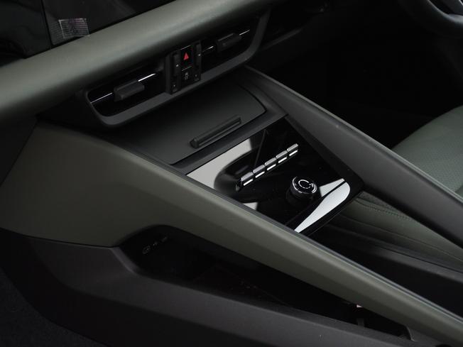 PORSCHE Macan Photo 23