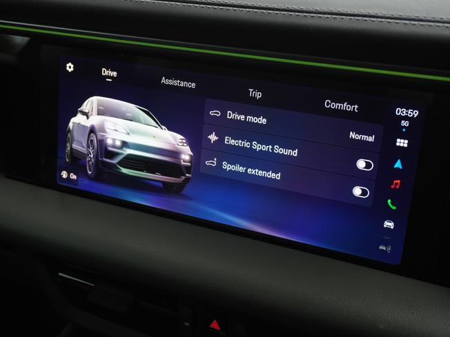 PORSCHE Macan Photo 26