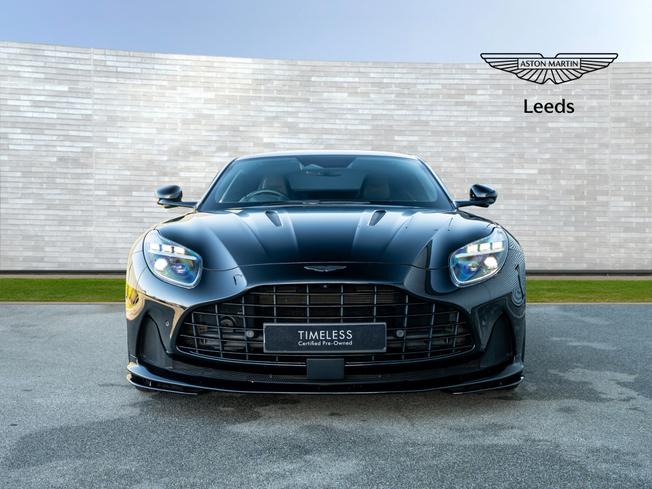 ASTON MARTIN Db12 Photo 7