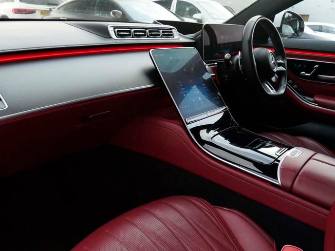 Mercedes-Benz S Class Photo 3
