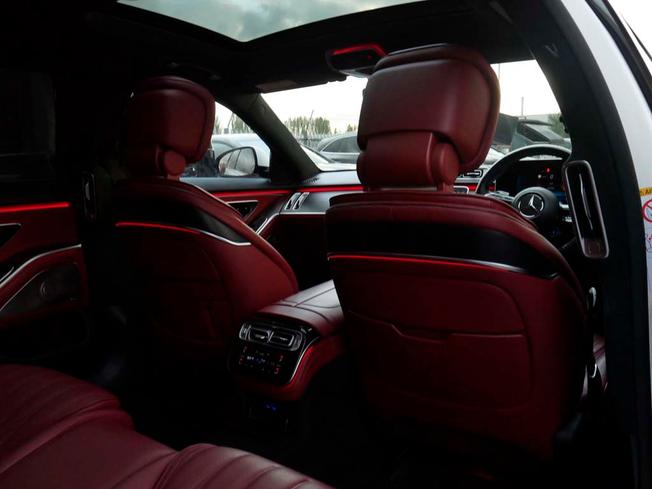 Mercedes-Benz S Class Photo 39