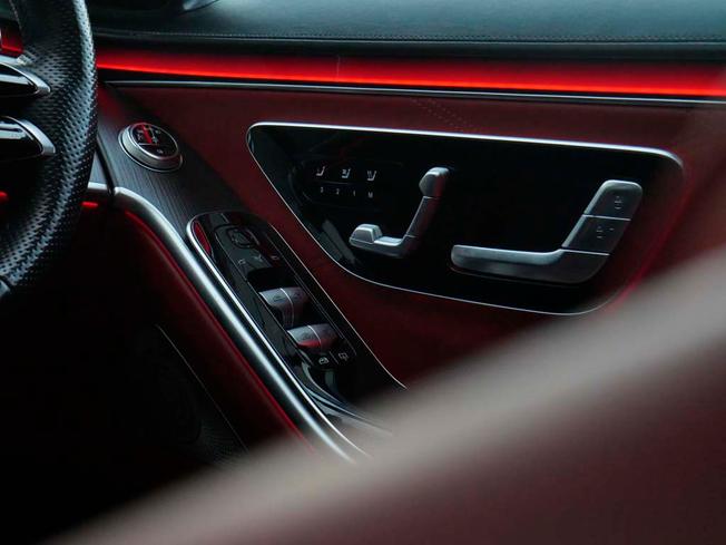 Mercedes-Benz S Class Photo 48