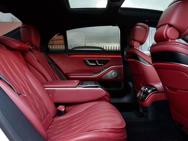 Mercedes-Benz S Class Photo 8