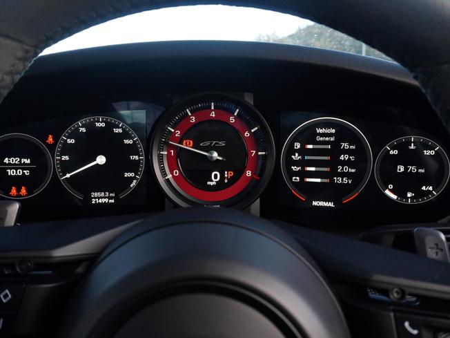 PORSCHE 911 Photo 15