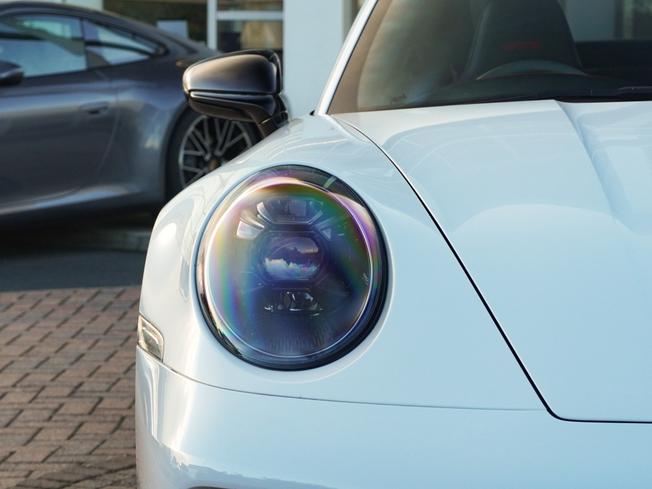 PORSCHE 911 Photo 49
