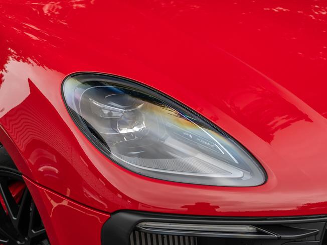 PORSCHE Macan Photo 30
