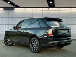 Rolls-Royce Cullinan Photo 2