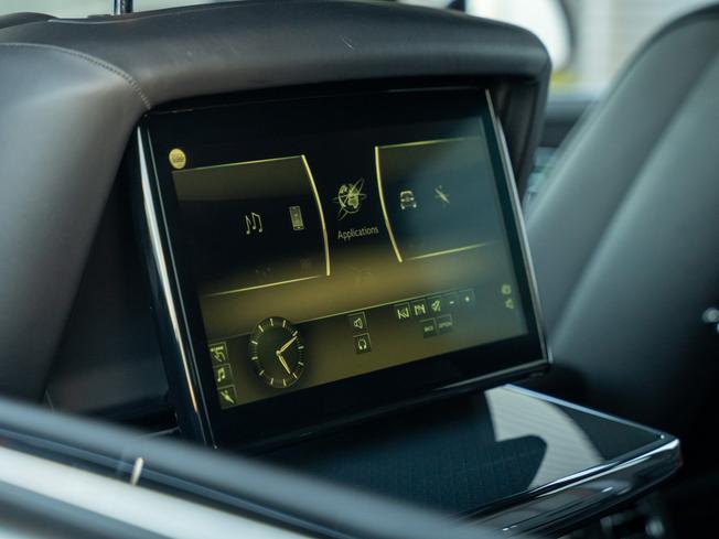 Rolls-Royce Cullinan Photo 30