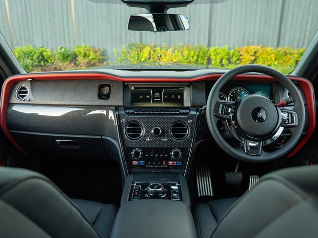 Rolls-Royce Cullinan Photo 4