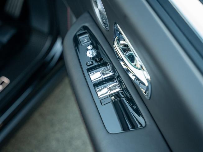 Rolls-Royce Cullinan Photo 43