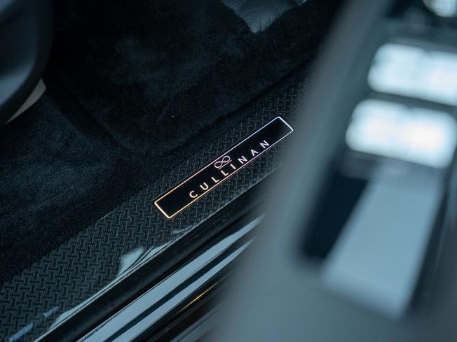 Rolls-Royce Cullinan Photo 44
