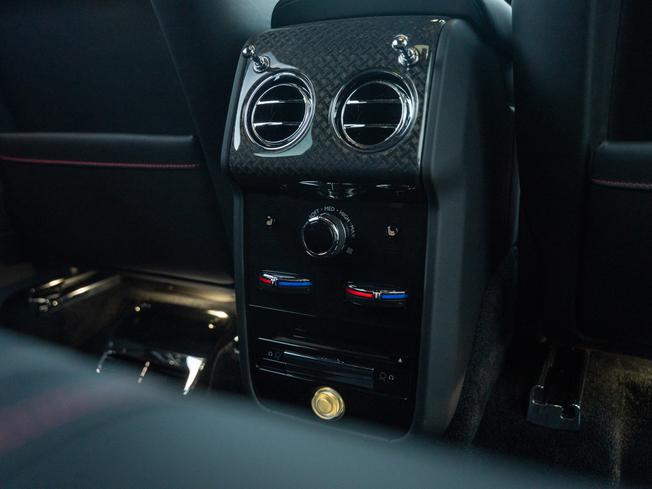 Rolls-Royce Cullinan Photo 49