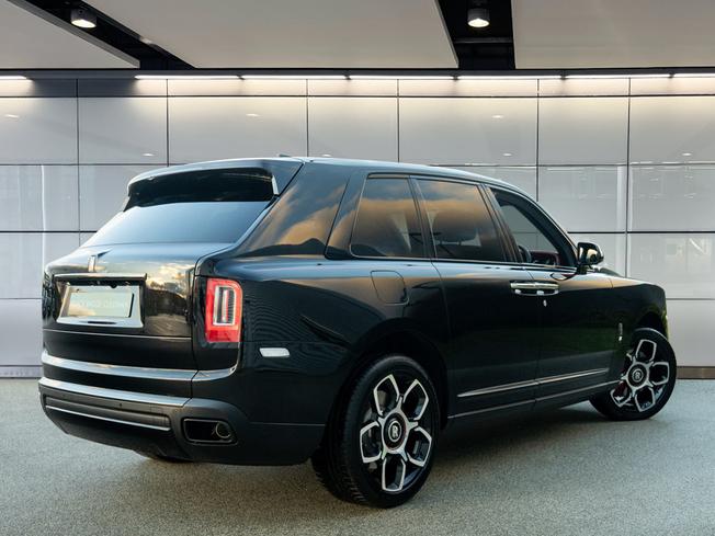 Rolls-Royce Cullinan Photo 6