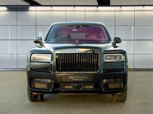Rolls-Royce Cullinan Photo 8