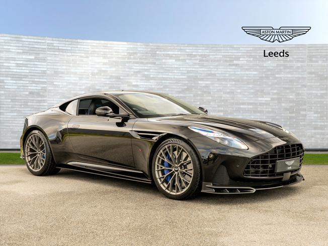 Aston Martin DB12 S Coupe Photo 1