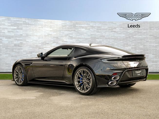 Aston Martin DB12 S Coupe Photo 2