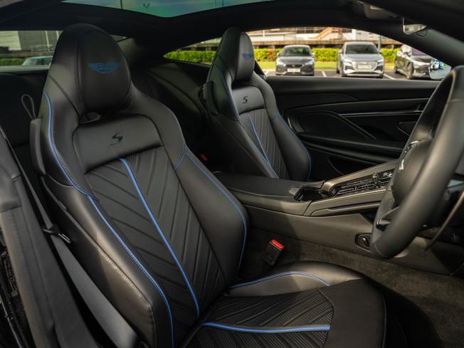 Aston Martin DB12 S Coupe Photo 20