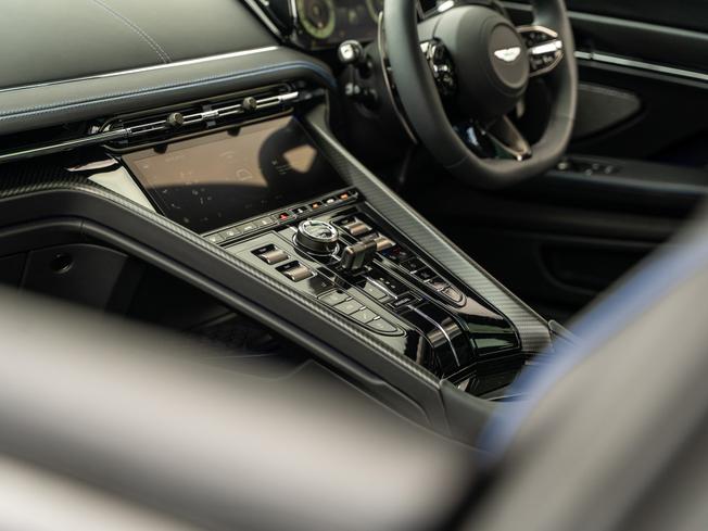 Aston Martin DB12 S Coupe Photo 28