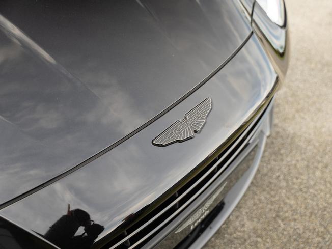 Aston Martin DB12 S Coupe Photo 38