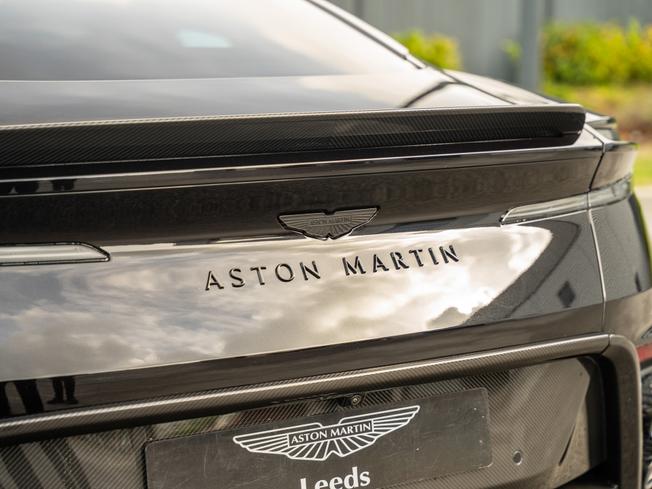 Aston Martin DB12 S Coupe Photo 8