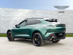 ASTON MARTIN Dbx Photo 2