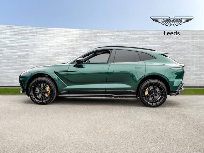 ASTON MARTIN Dbx Photo 38