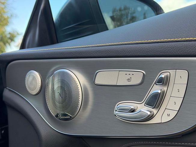 MERCEDES-BENZ C Class Photo 25