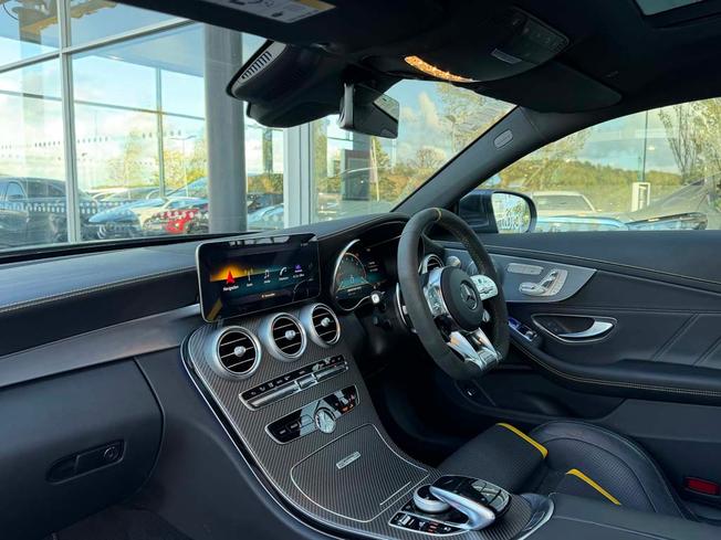 MERCEDES-BENZ C Class Photo 3