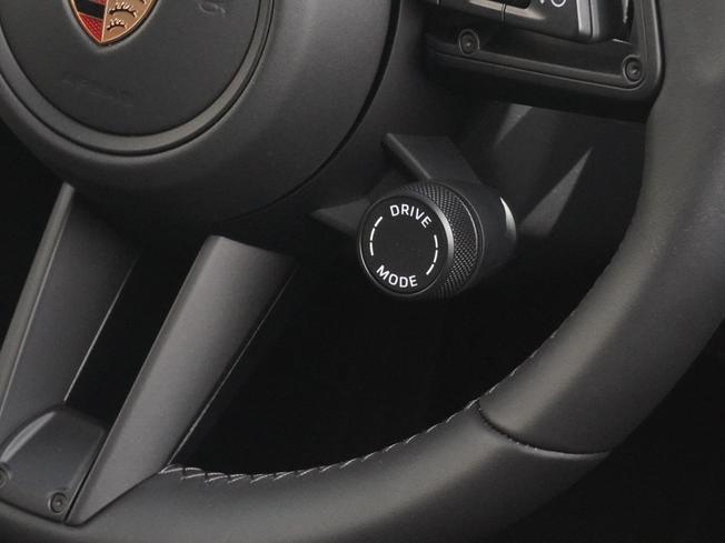 Porsche 911 Photo 17
