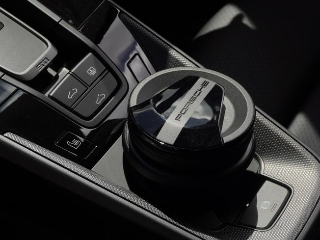 Porsche 911 Photo 22