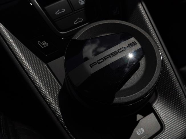 Porsche 911 Photo 23