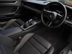 Porsche 911 Photo 3