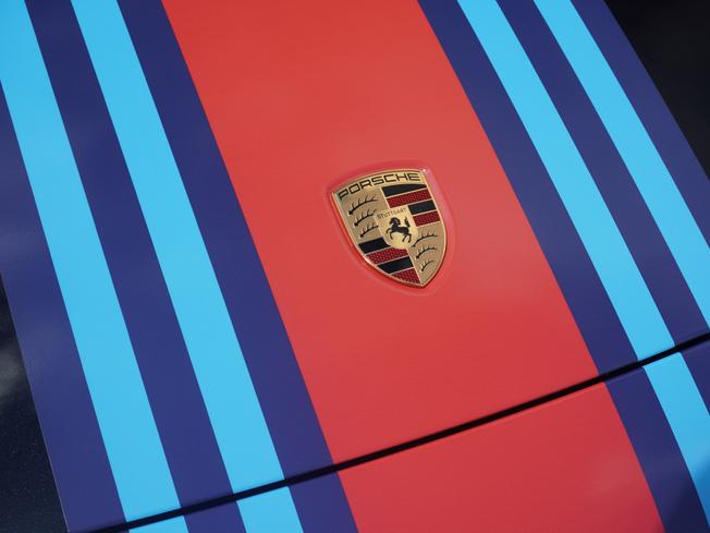 Porsche 911 Photo 36