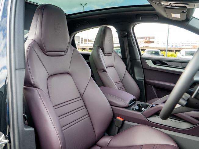 PORSCHE Cayenne Photo 15