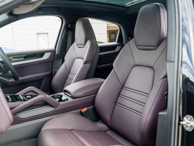 PORSCHE Cayenne Photo 16