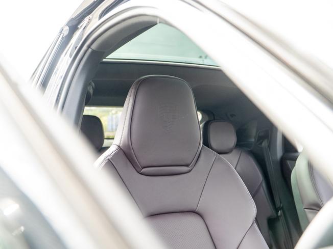 PORSCHE Cayenne Photo 17