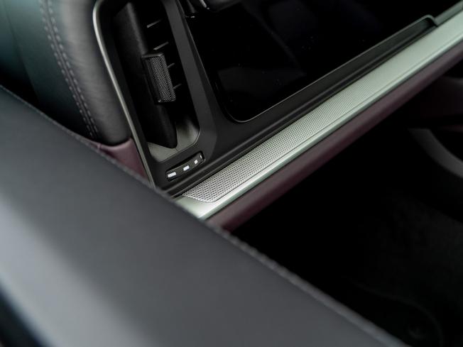 PORSCHE Cayenne Photo 24