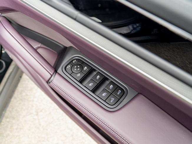 PORSCHE Cayenne Photo 25
