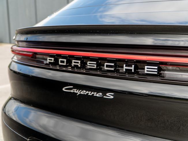 PORSCHE Cayenne Photo 34