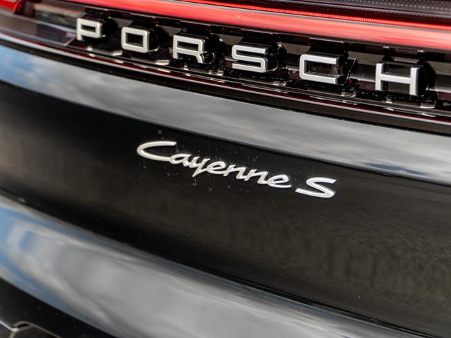 PORSCHE Cayenne Photo 35