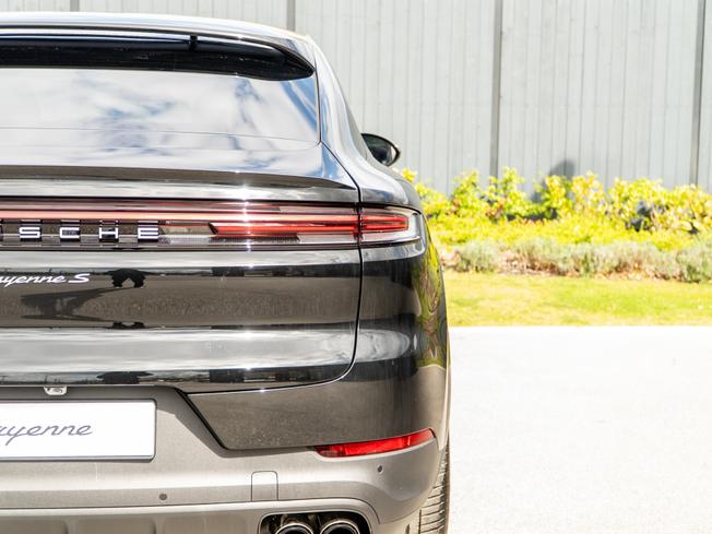 PORSCHE Cayenne Photo 36