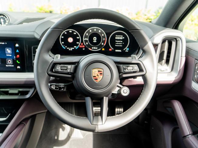 PORSCHE Cayenne Photo 8