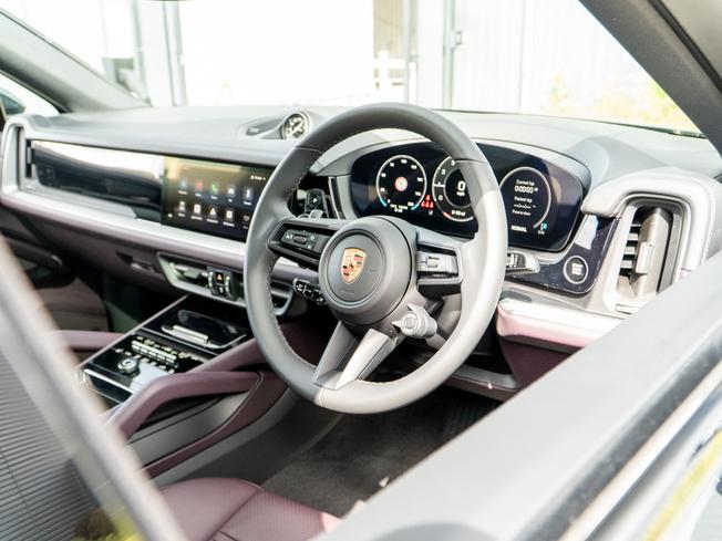 PORSCHE Cayenne Photo 9