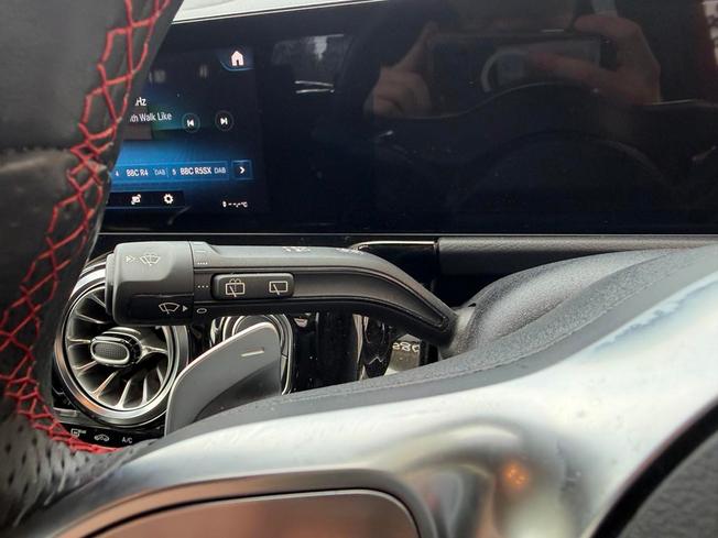 MERCEDES-BENZ GLA Photo 27