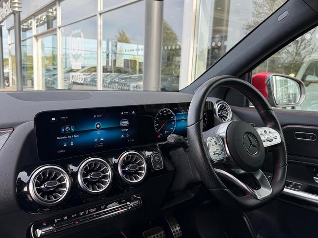MERCEDES-BENZ GLA Photo 41