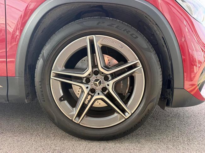 MERCEDES-BENZ GLA Photo 6